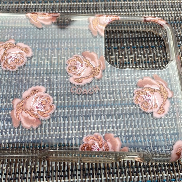 “COACH” iPhone 11 Pro Case - Picture 3 of 3
